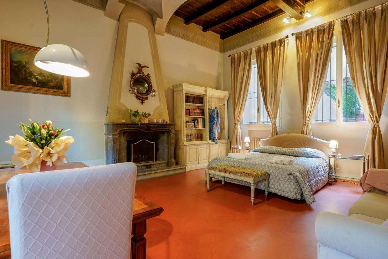 Suite Aldrovandi, With Private Garden Bologna Kültér fotó